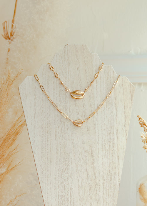 Island Gal Shell Link Necklace