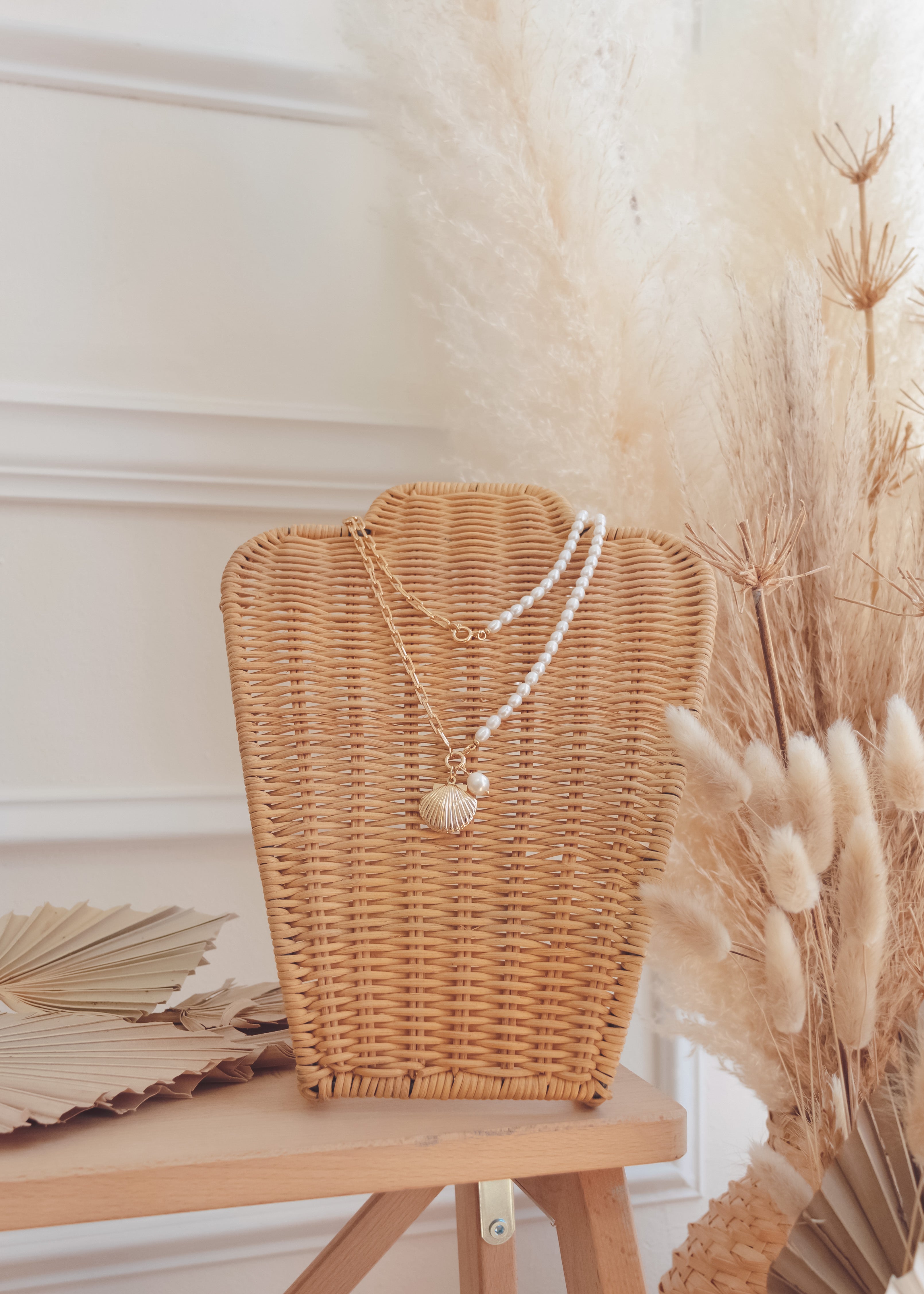 Seashell Island Thin Half & Half Gold Pearl Necklace
